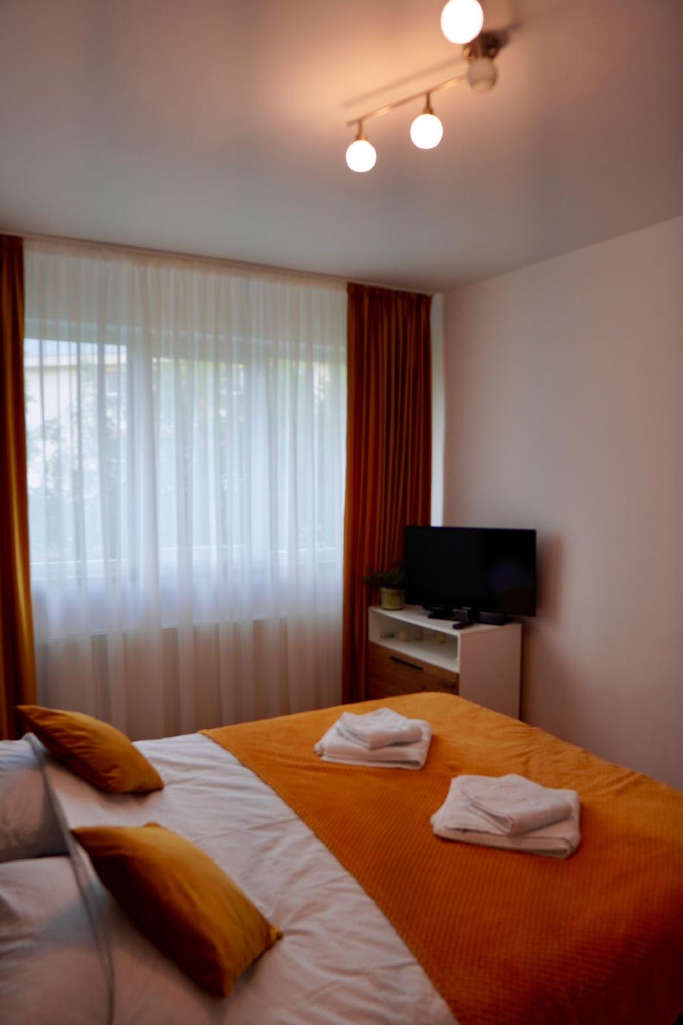 בראשוב Apartament Aleea Minerva מראה חיצוני תמונה